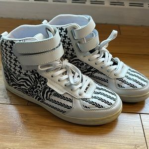 Rare Vintage Creative Recreation Sneakers